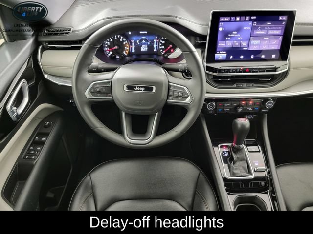 Used 2024 Jeep Compass Limited AWD/4WD image 27