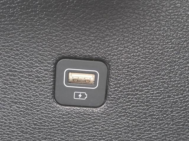 Used 2022 Kia Telluride EX w/ EX Premium Package image 40