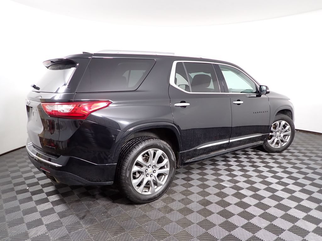 Used 2019 Chevrolet Traverse Premier w/ LPO, Blackout Package AWD/4WD image 21