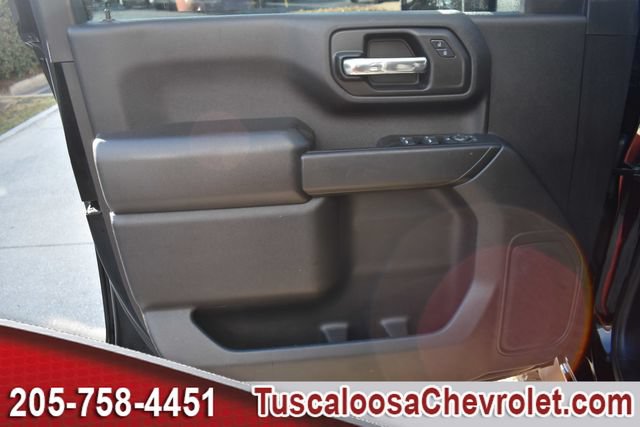 Used 2025 Chevrolet Silverado 2500 Custom AWD/4WD image 18