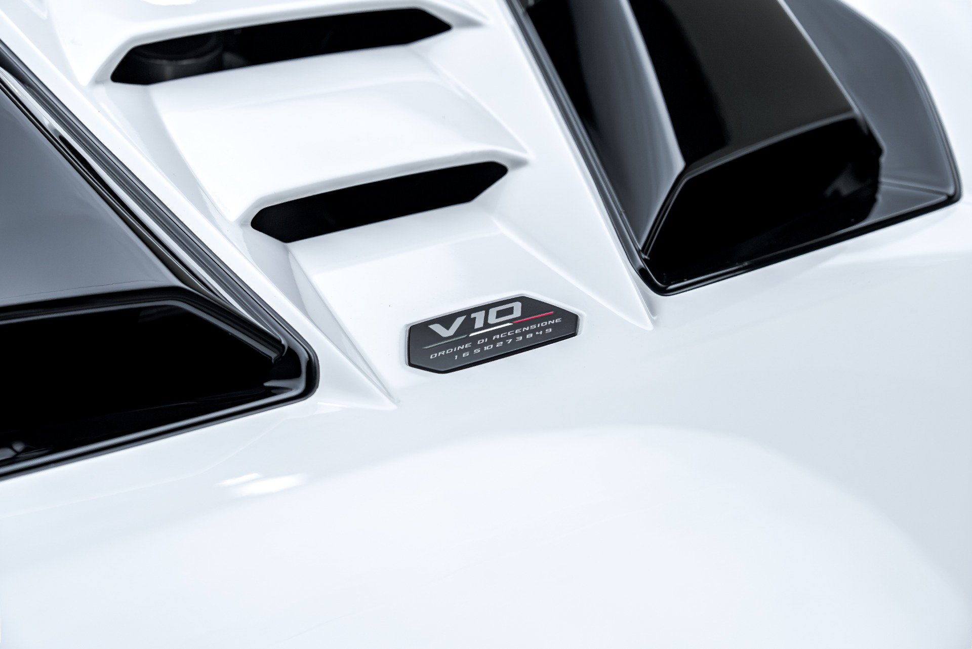 Used 2023 Lamborghini Huracan Tecnica RWD image 31