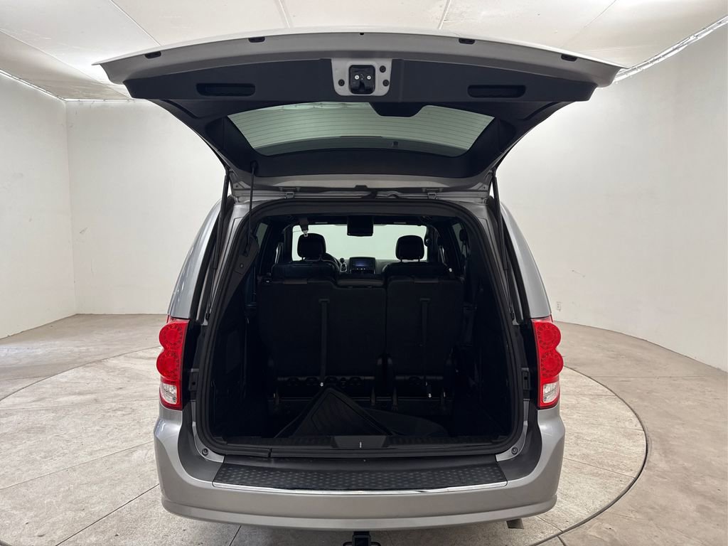 Used 2019 Dodge Grand Caravan GT image 23