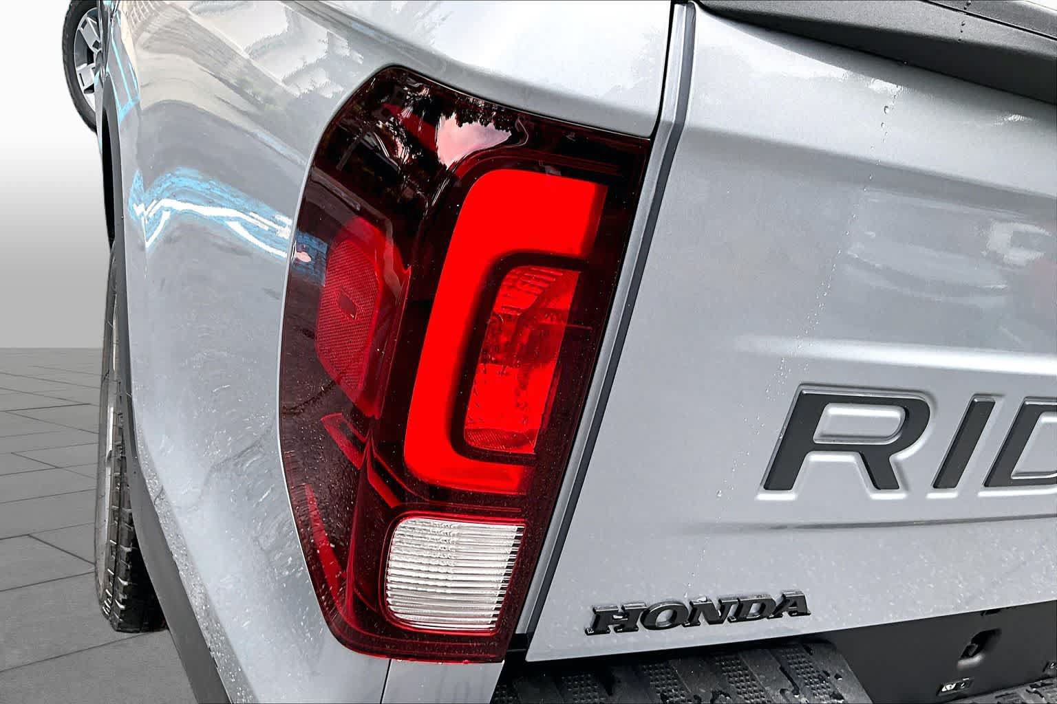 New 2026 Honda Ridgeline RTL image 12