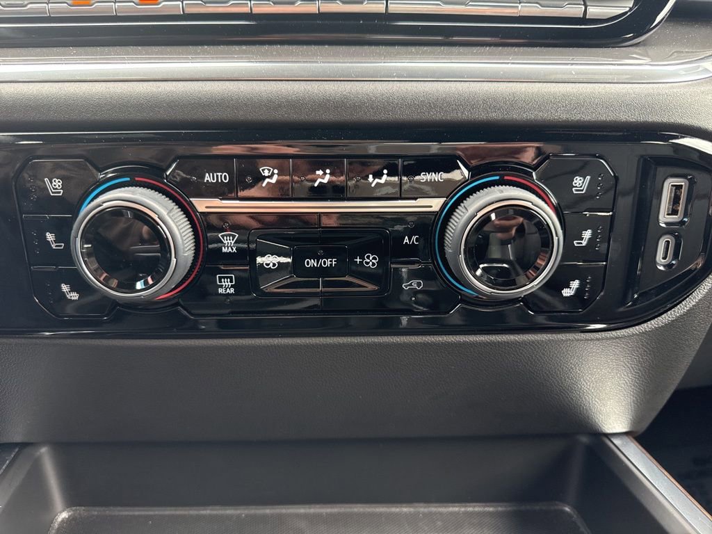 Certified 2024 Chevrolet Silverado 1500 High Country w/ High Country Premium Package image 37