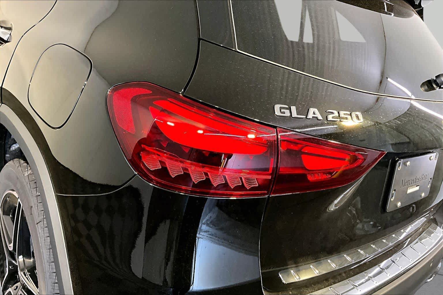New 2026 Mercedes-Benz GLA 250 4MATIC image 5