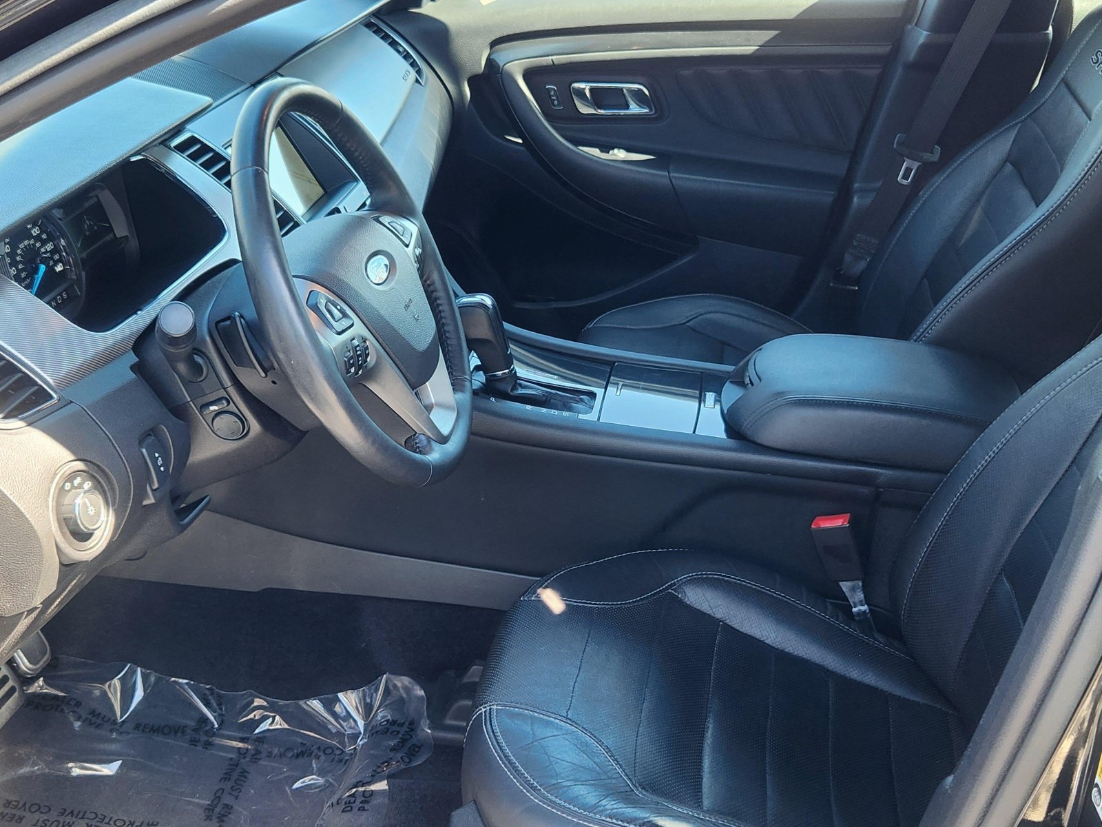 Used 2018 Ford Taurus SHO w/ Driver Assist Package AWD/4WD image 13