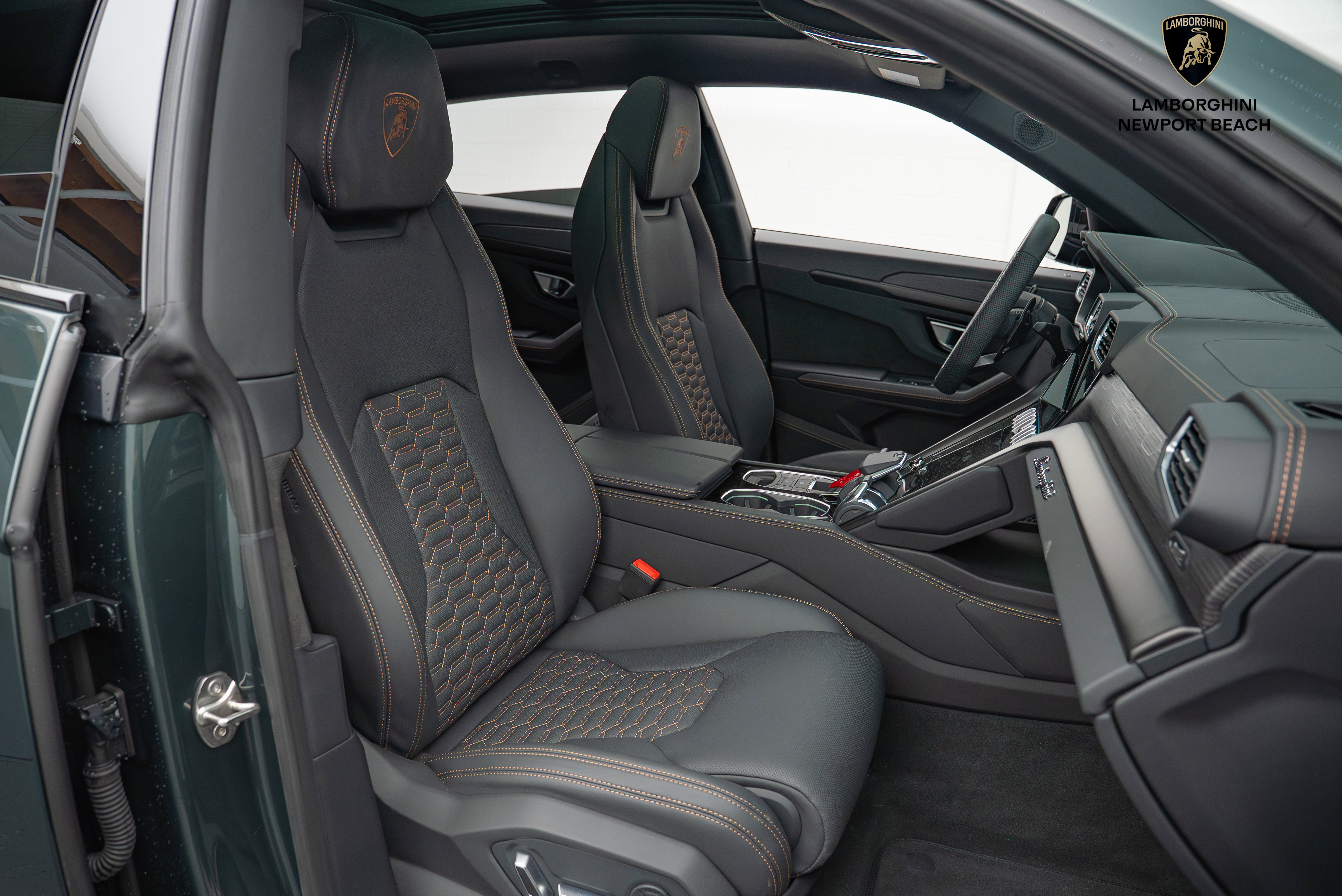 Used 2024 Lamborghini Urus S image 23