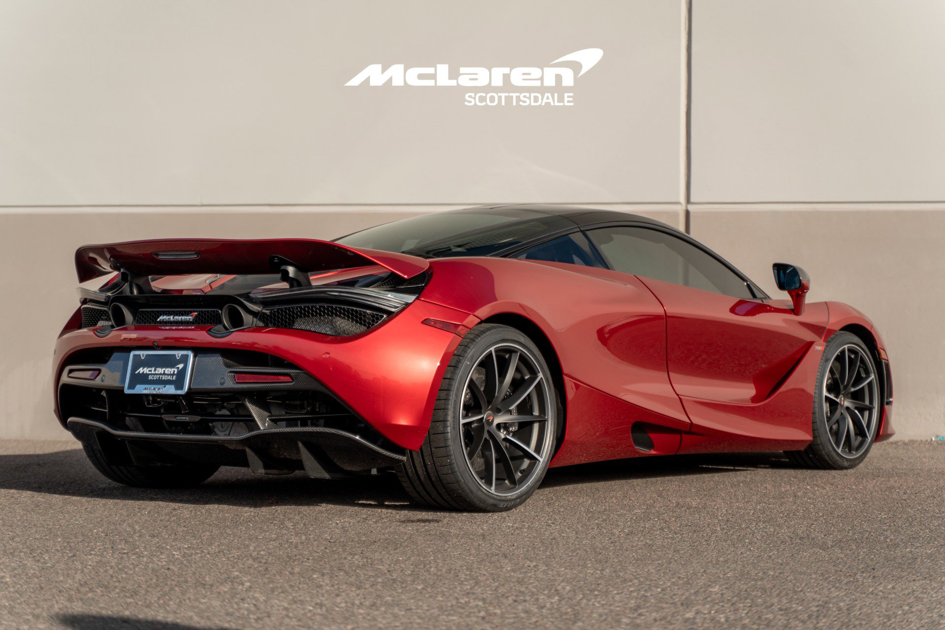 Used 2018 McLaren 720S Performance RWD image 7