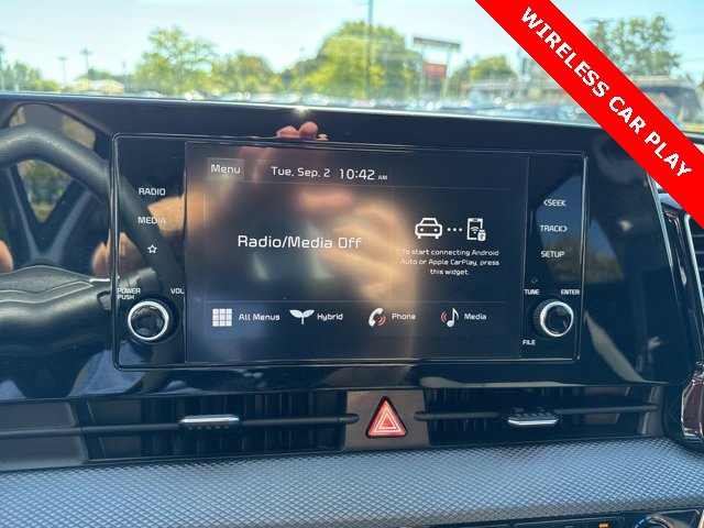 Used 2024 Kia Sportage LX image 11