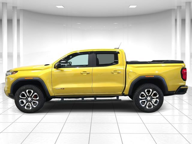 Used 2024 GMC Canyon AT4 w/ AT4 Premium Package image 2