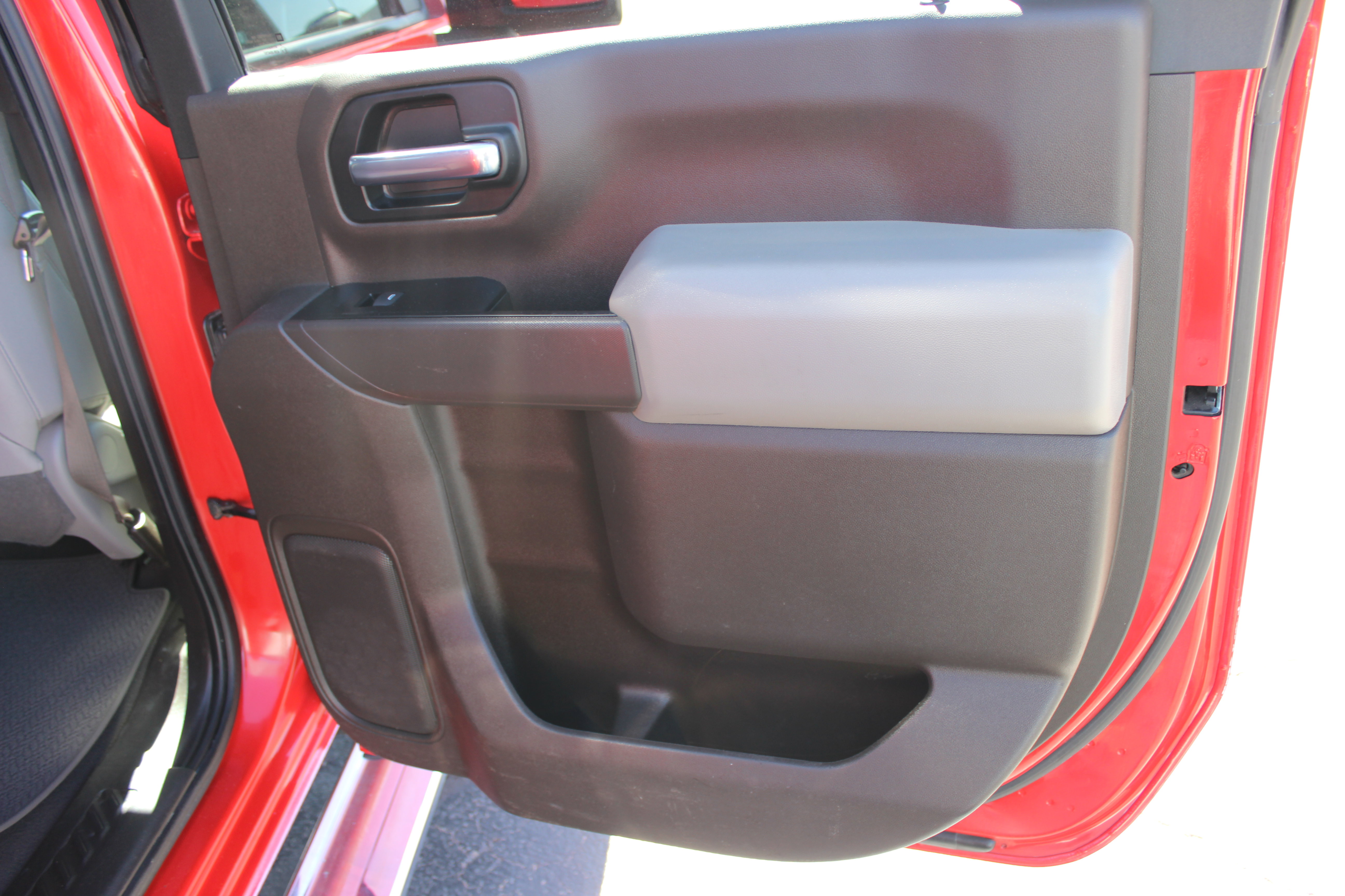 Used 2021 Chevrolet Silverado 3500 LT w/ Convenience Package image 11