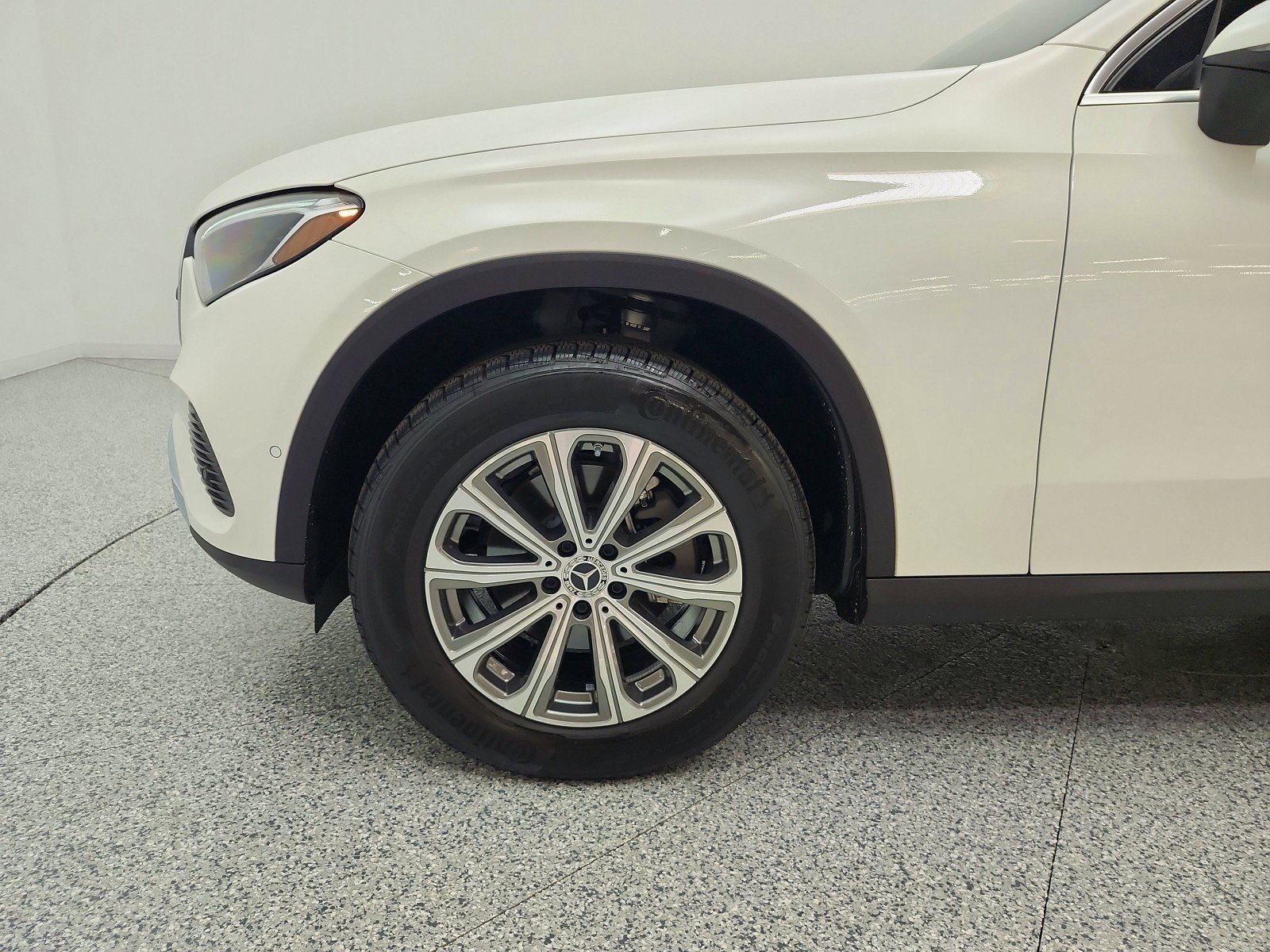 Certified 2026 Mercedes-Benz GLC 300 image 21