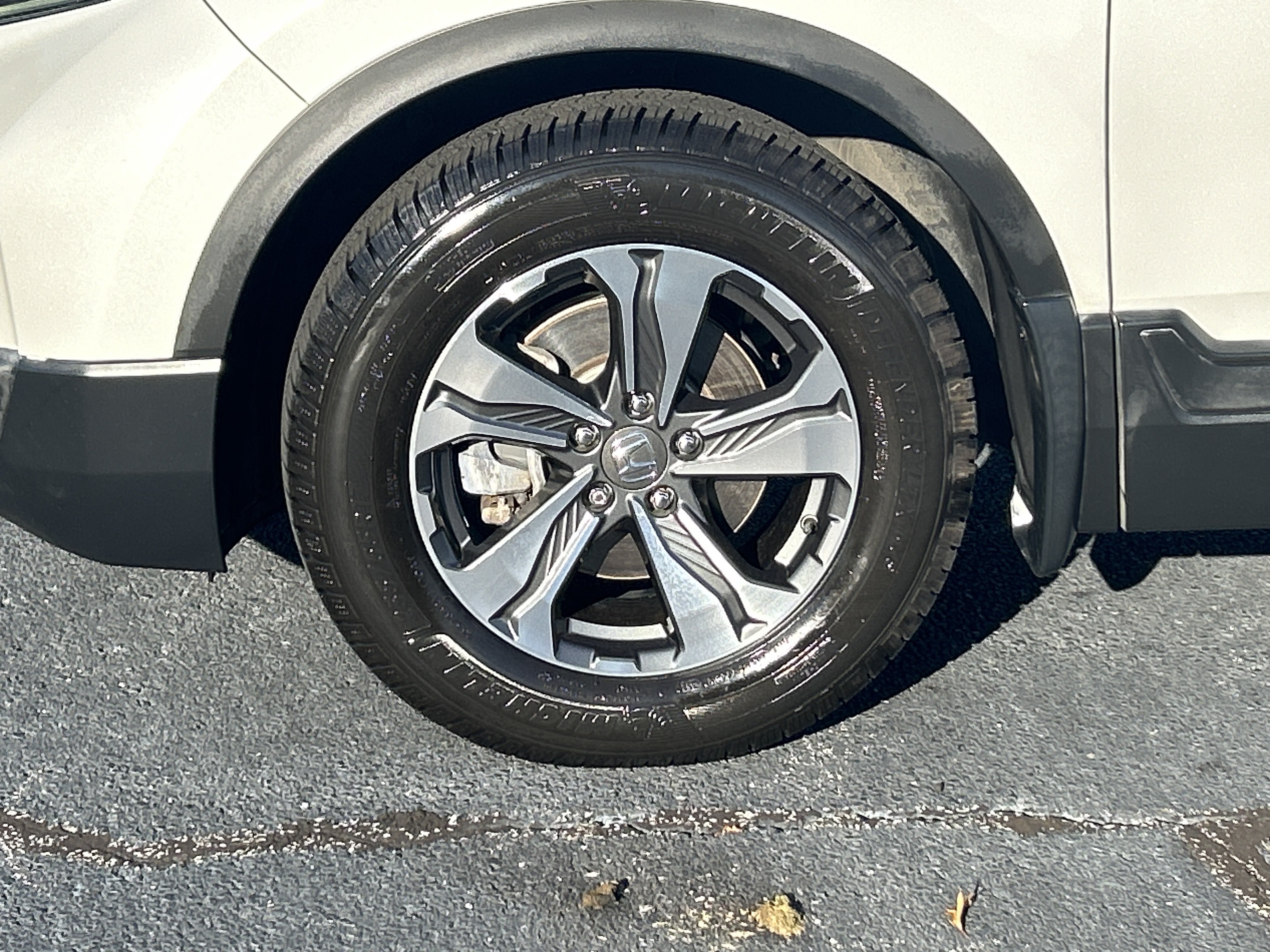 Certified 2019 Honda CR-V LX image 32