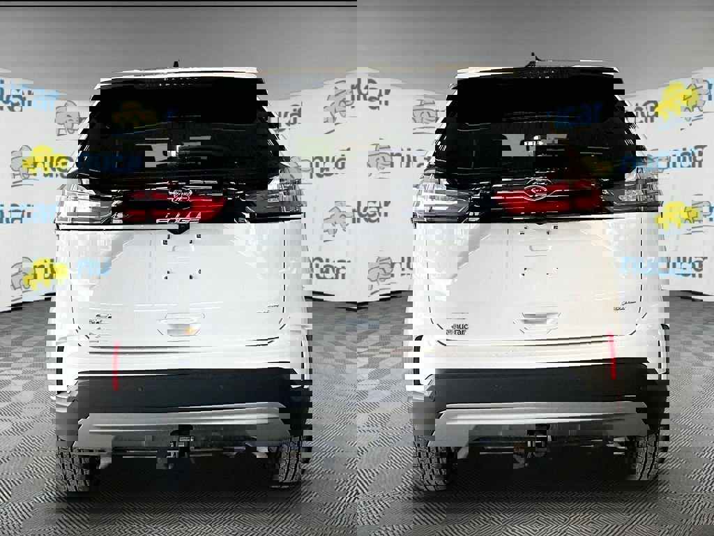 Used 2024 Ford Edge SEL w/ Convenience Package image 5