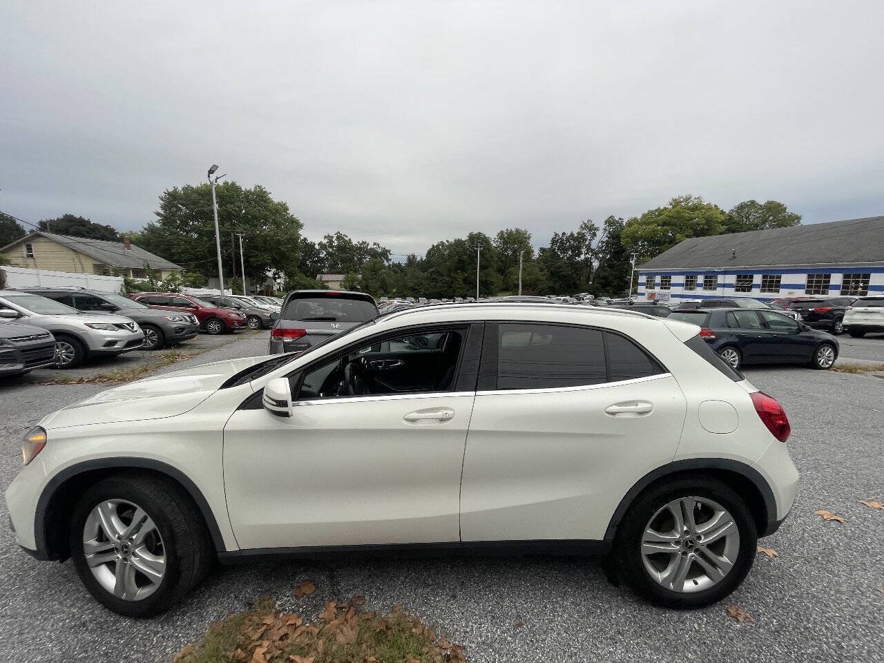 Used 2018 Mercedes-Benz GLA 250 4MATIC image 8