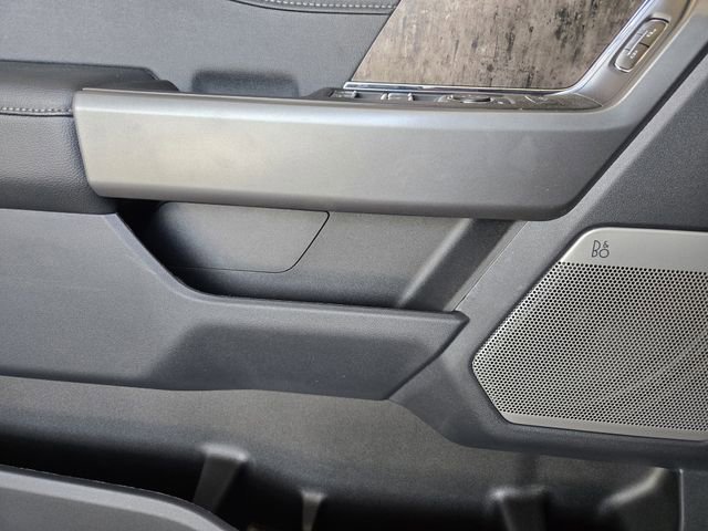 New 2026 Ford F250 Lariat w/ Black Appearance Package image 17