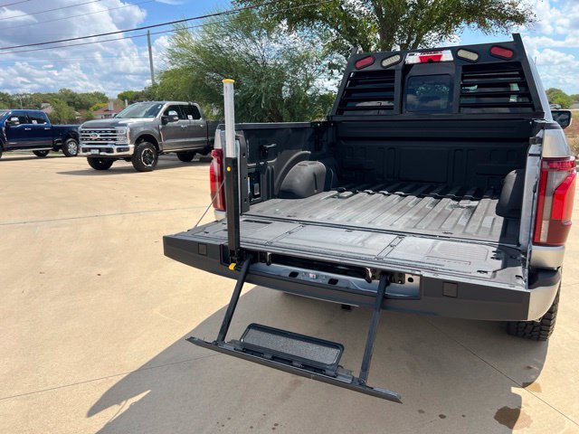 Used 2024 Ford F150 Platinum w/ FX4 Off-Road Package AWD/4WD image 29
