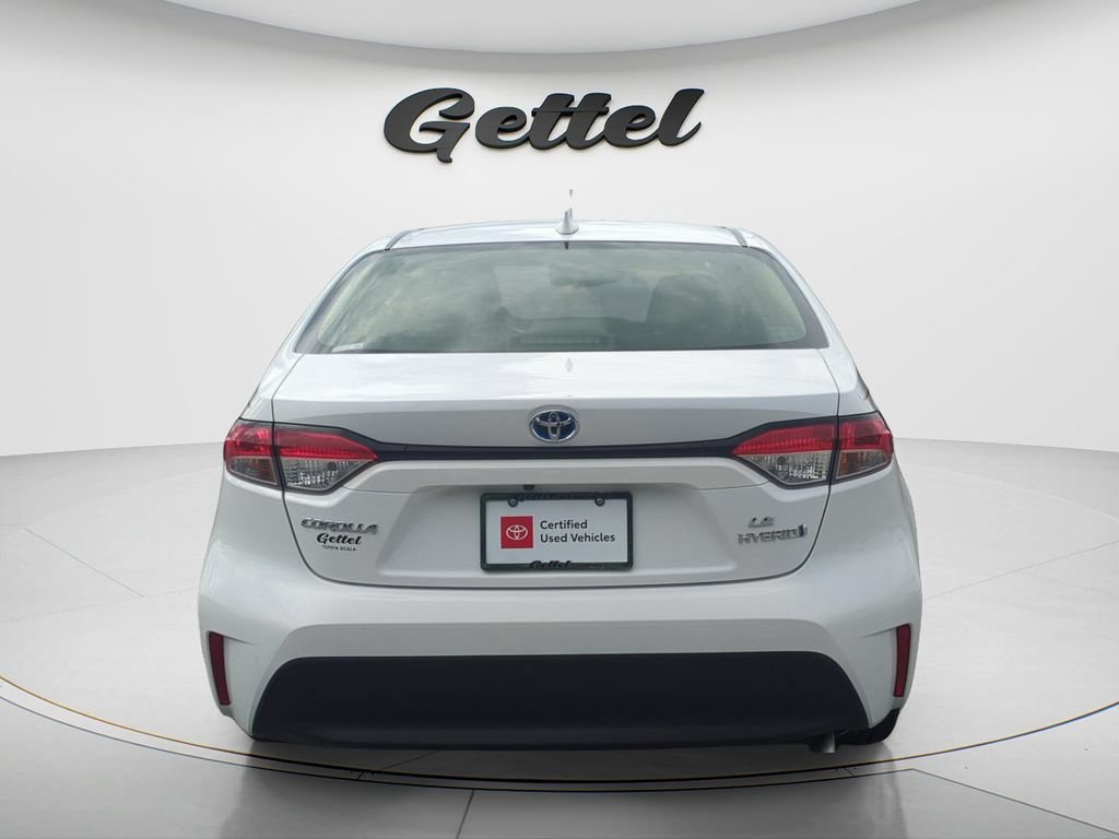 Used 2024 Toyota Corolla LE FWD image 6