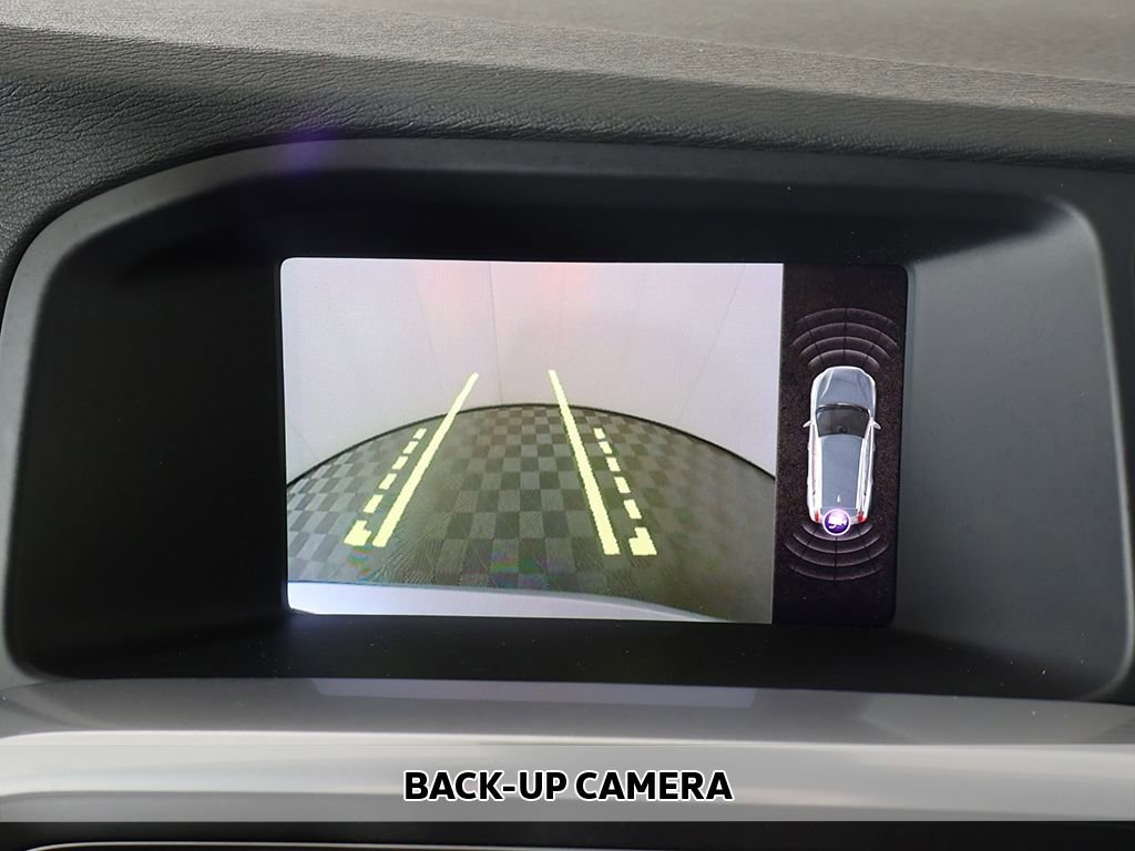 Used 2018 Volvo V60 T5 Cross Country w/ Convenience Package image 6