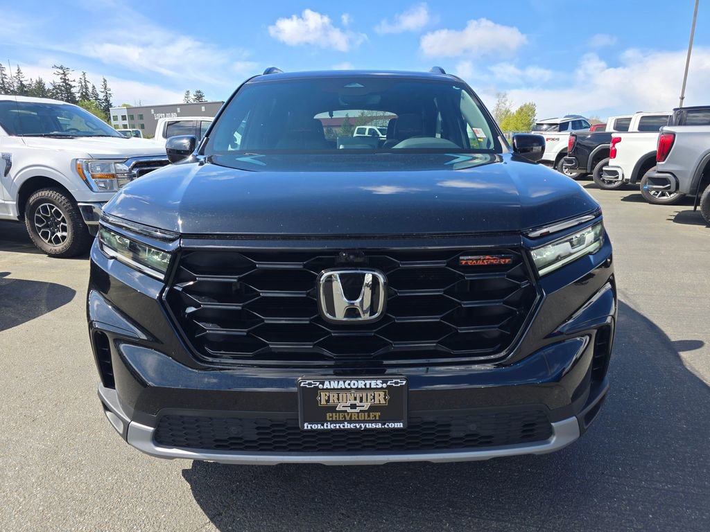 Used 2023 Honda Pilot TrailSport image 9