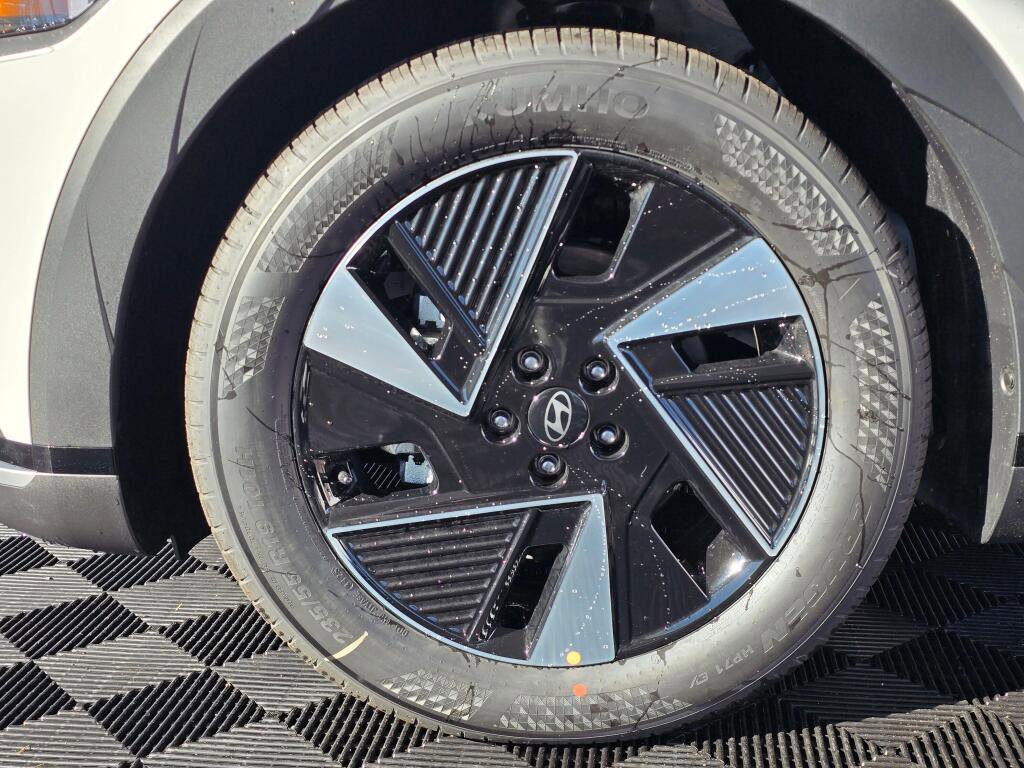 New 2026 Hyundai Ioniq 5 SEL image 11