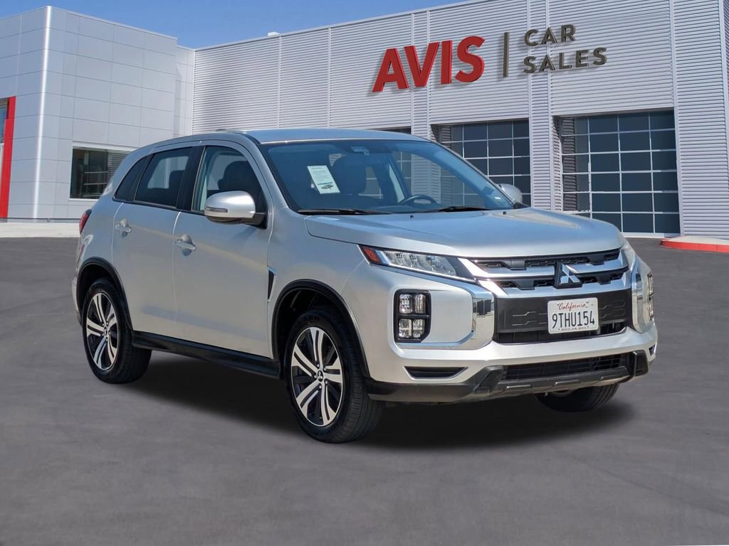 Used 2025 Mitsubishi Outlander Sport SE AWD/4WD image 3