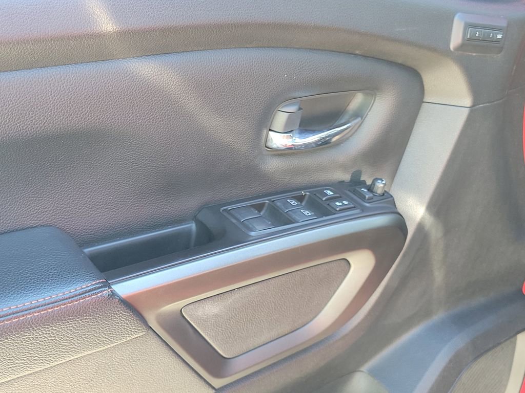 Certified 2020 Nissan Titan PRO-4X w/ Pro-4x Convenience Package image 24