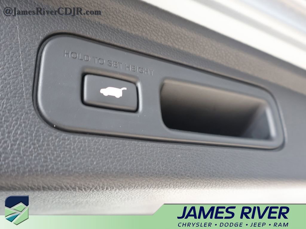 Used 2025 Honda Odyssey EX-L image 16
