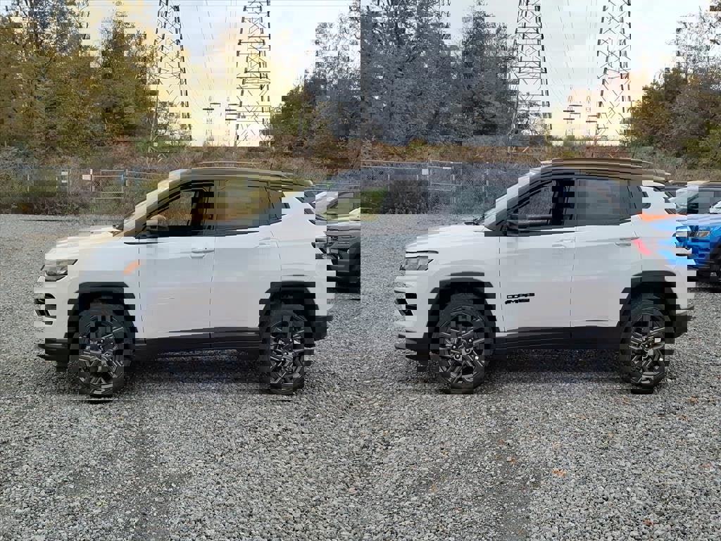 New 2026 Jeep Compass Limited image 2