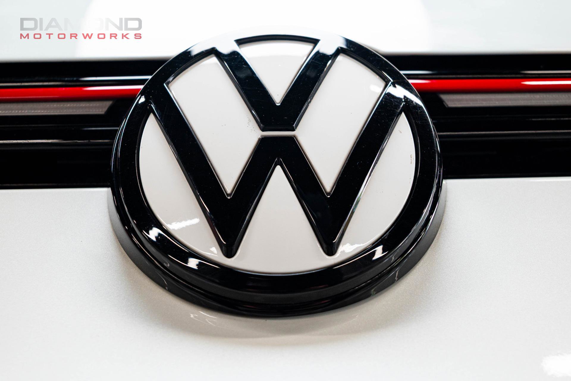 Used 2023 Volkswagen GTI SE FWD image 7