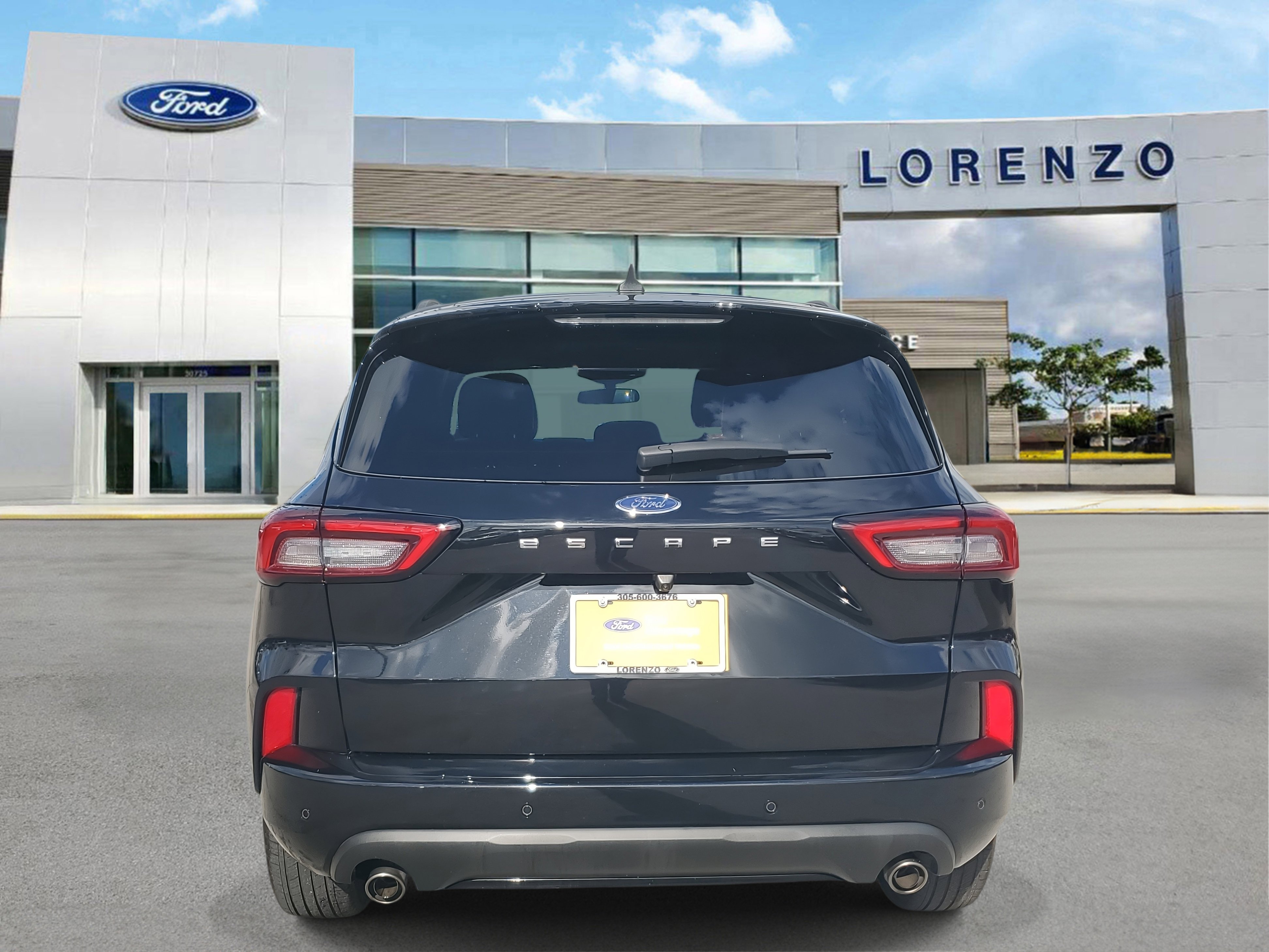 Certified 2024 Ford Escape ST-Line w/ Tech Pack #1 image 6