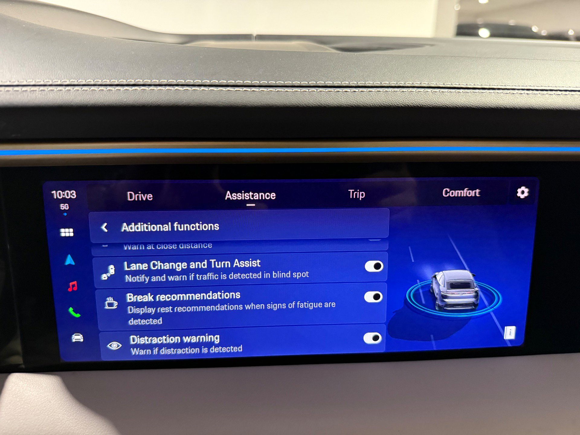 Used 2024 Porsche Macan 4 Electric w/ Premium Package image 58