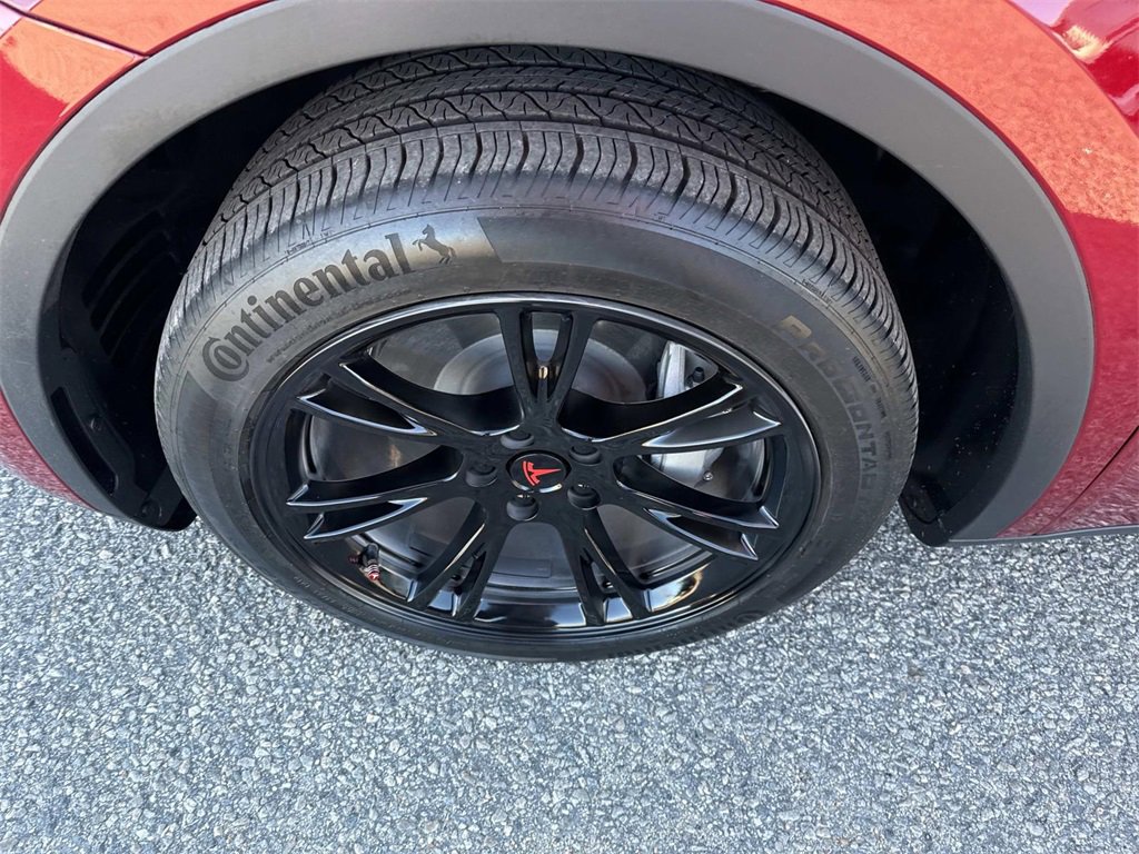 Used 2024 Tesla Model Y Long Range image 11