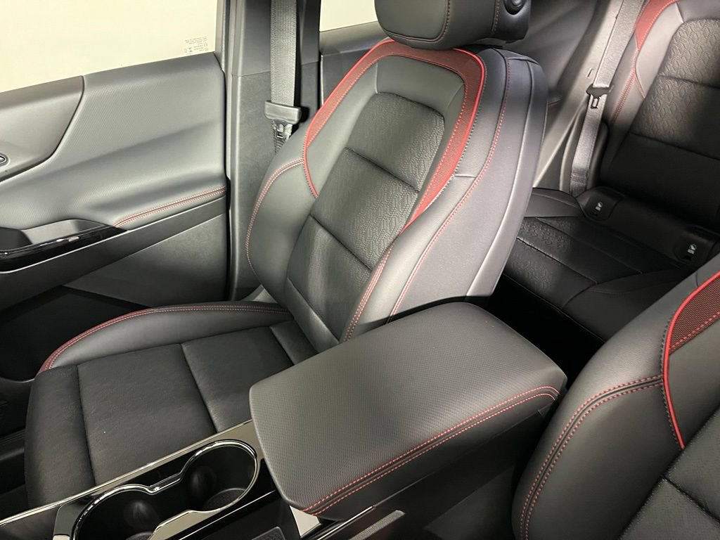 New 2027 Chevrolet Equinox RS w/ Convenience Package III FWD image 20