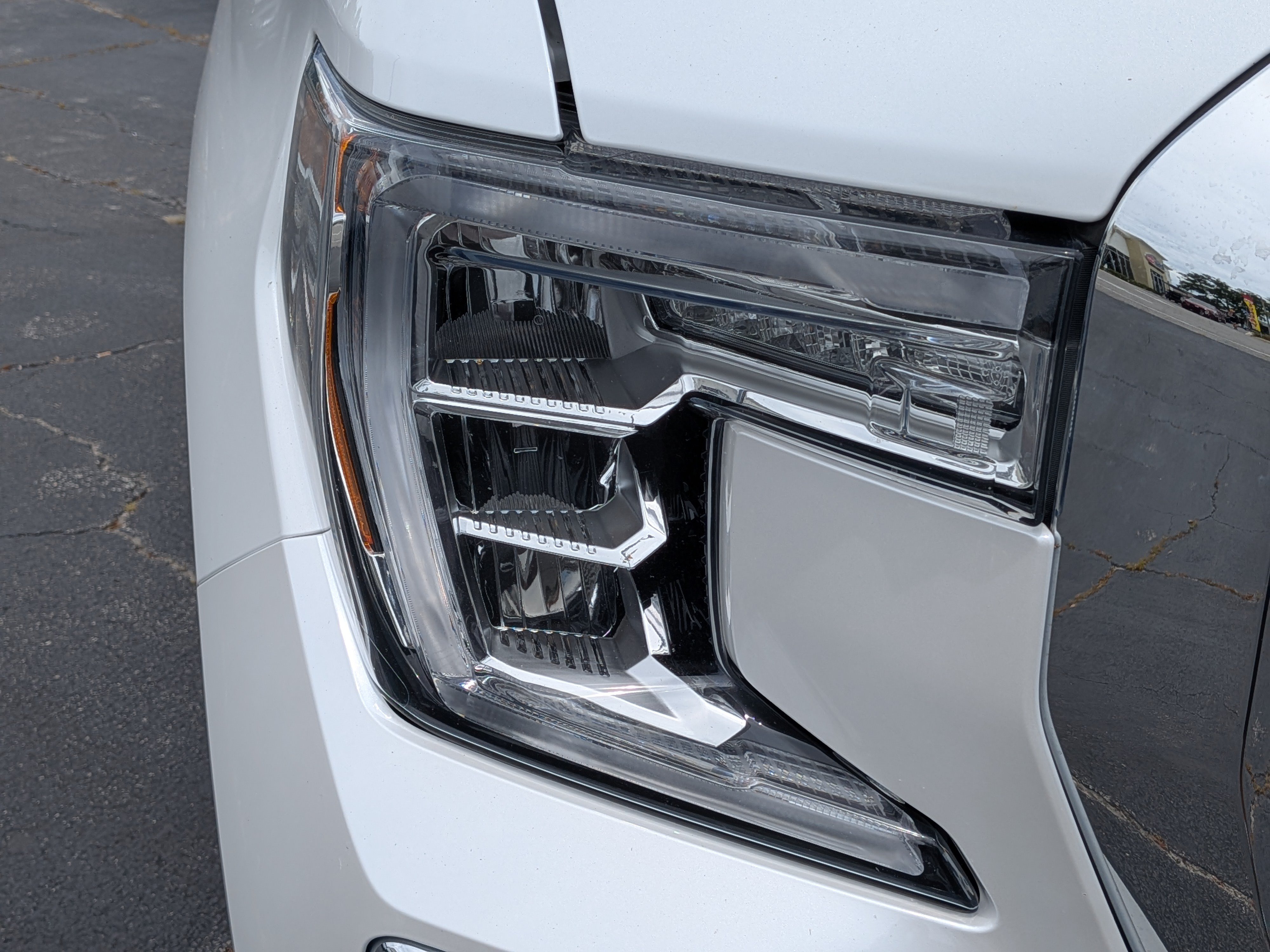 Certified 2020 GMC Sierra 1500 SLT w/ SLT Premium Plus Package AWD/4WD image 10
