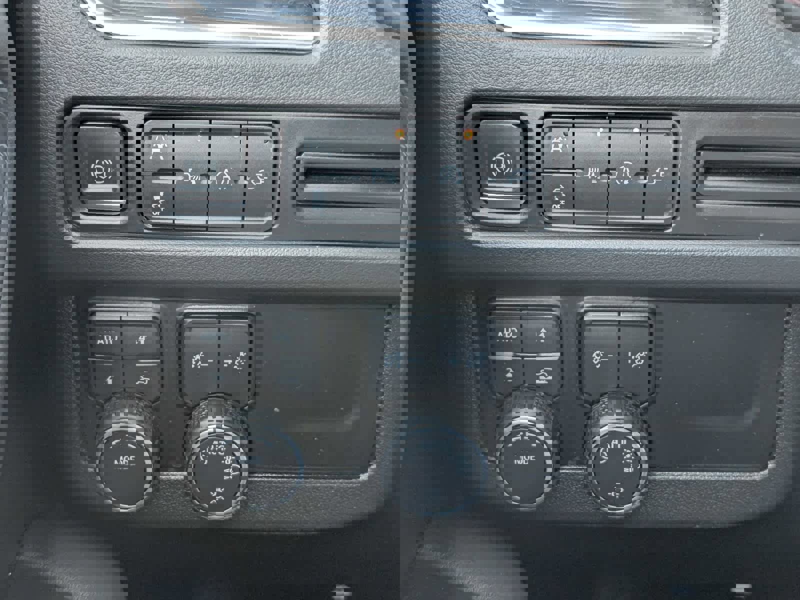 Used 2022 Chevrolet Suburban LT image 22