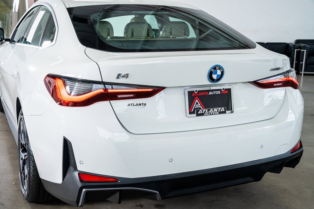 Used 2022 BMW i4 eDrive40 image 21