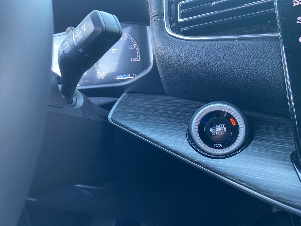 Used 2024 Jeep Wagoneer L Series II w/ Flexible Seating Group image 16