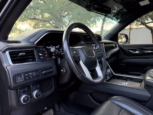 Used 2021 GMC Yukon Denali AWD/4WD image 8