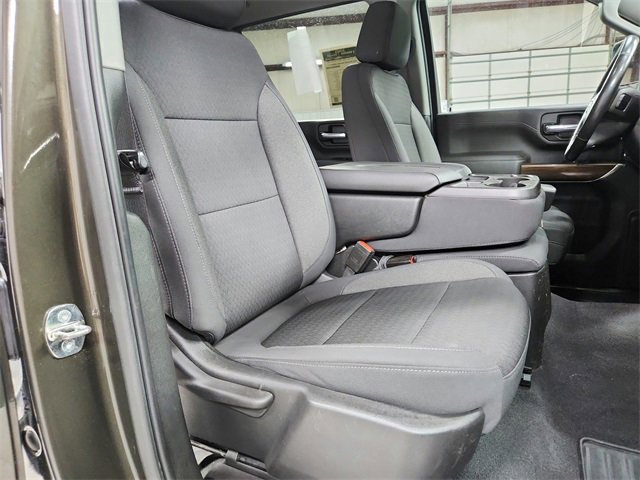 Used 2022 Chevrolet Silverado 3500 LT w/ Convenience Package image 36