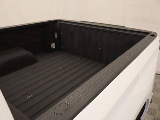 Used 2022 Chevrolet Silverado 1500 LT RWD image 33