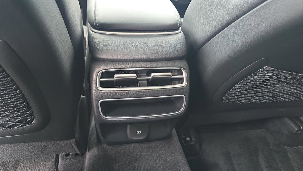 Used 2026 Genesis GV70 2.5T Select AWD/4WD image 24