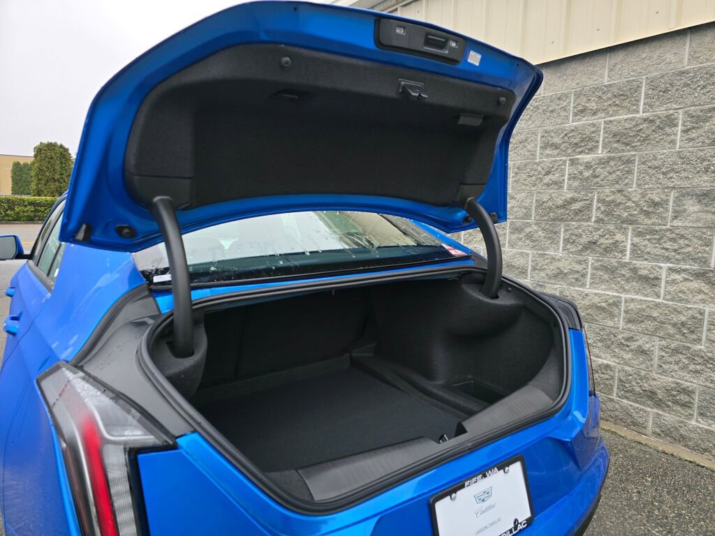 New 2026 Cadillac CT4 V image 7