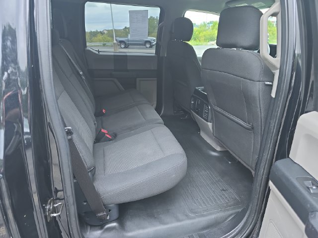 Used 2017 Ford F150 XL w/ Equipment Group 101A Mid AWD/4WD image 13