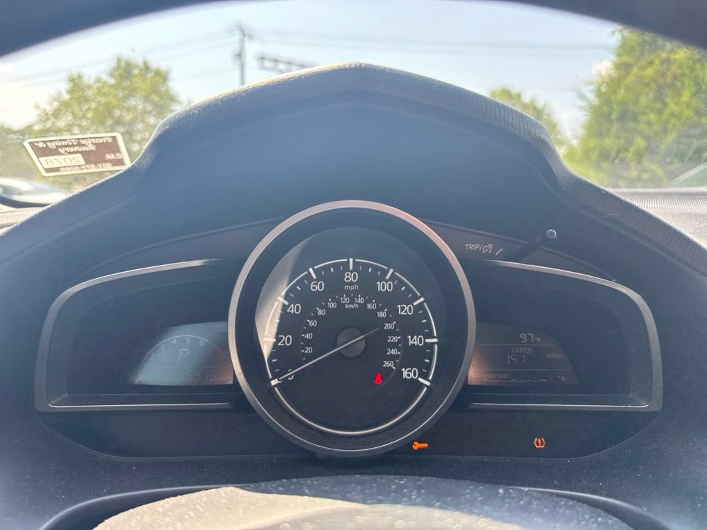 Used 2017 MAZDA MAZDA3 Sport FWD image 10