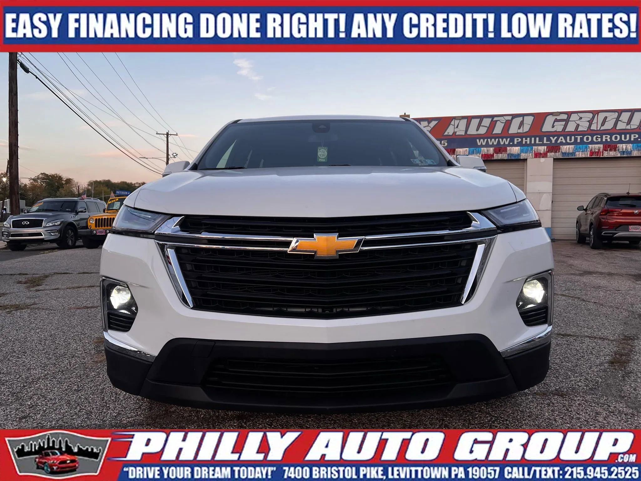 Used 2022 Chevrolet Traverse LT w/ LPO, Floor Liner Package image 2