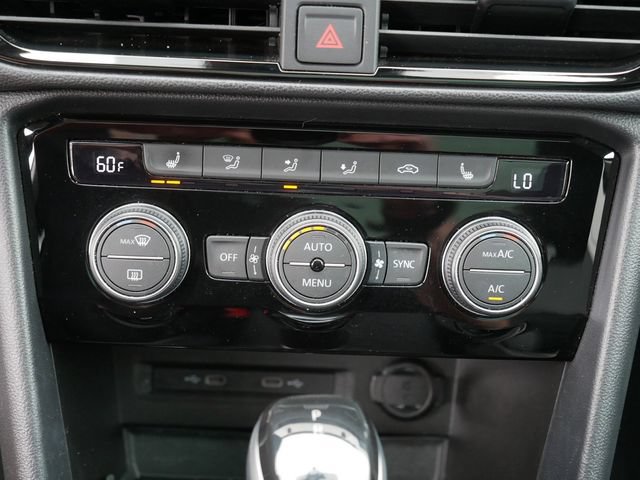 Certified 2023 Volkswagen Taos SEL AWD/4WD image 30