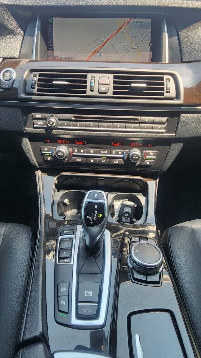 Used 2016 BMW 528i xDrive Sedan AWD/4WD image 12