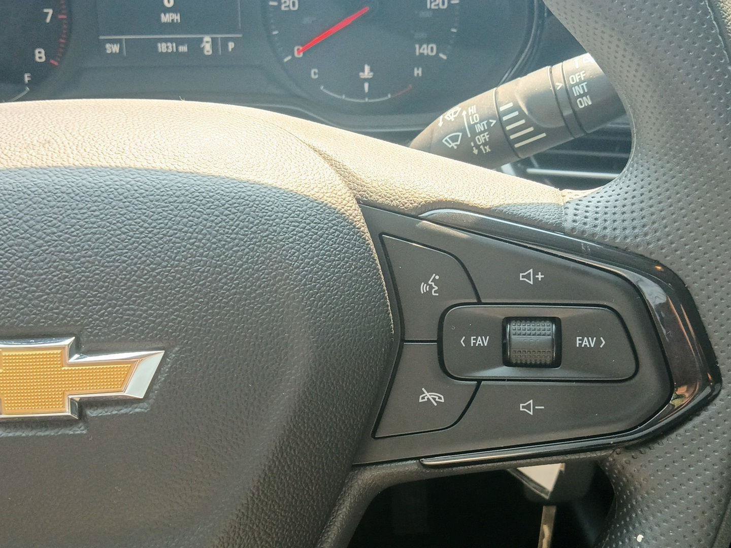 Used 2026 Chevrolet Trax LS w/ Driver Confidence Package FWD image 19