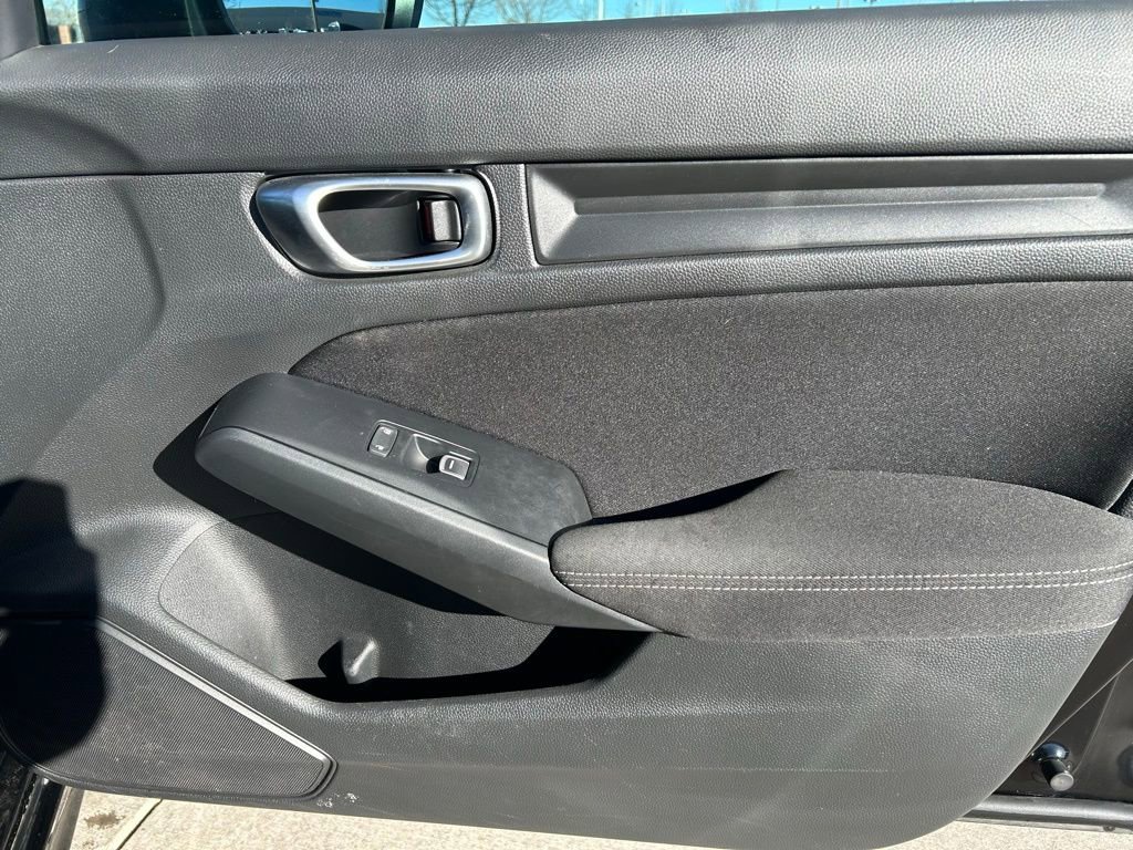 Used 2023 Honda Civic Sport image 29